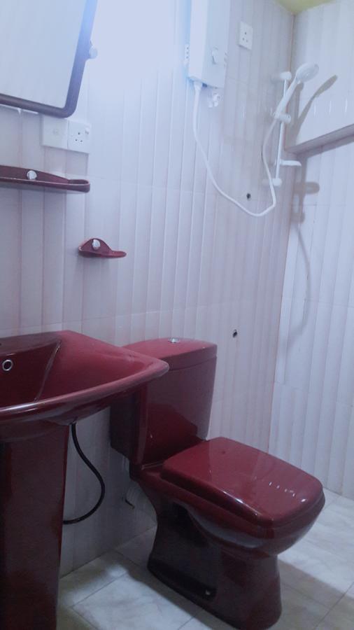 Apple Sara Home Stay Kandy Esterno foto