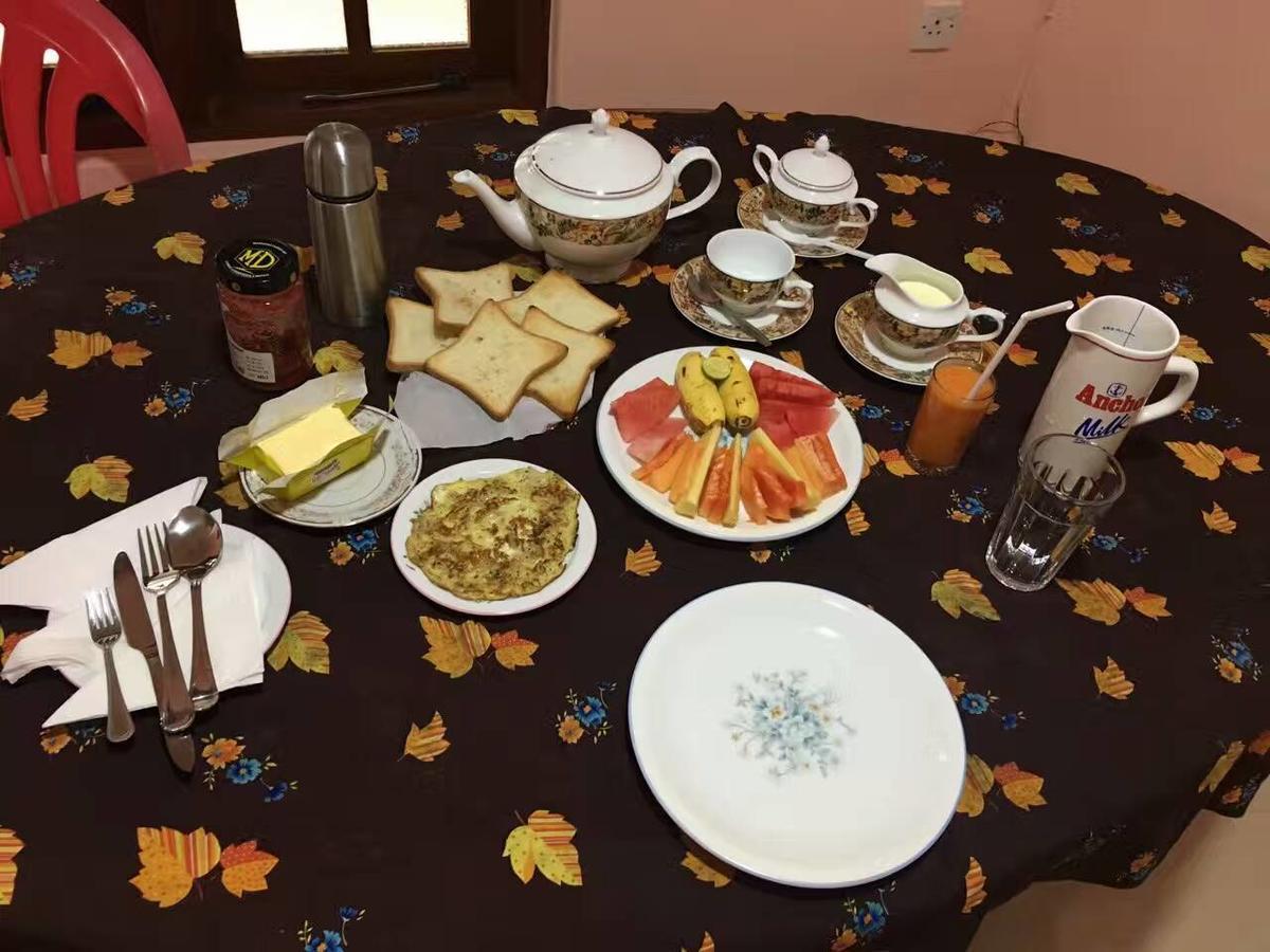 Apple Sara Home Stay Kandy Esterno foto